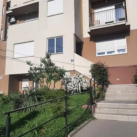 Apartment Belmir *